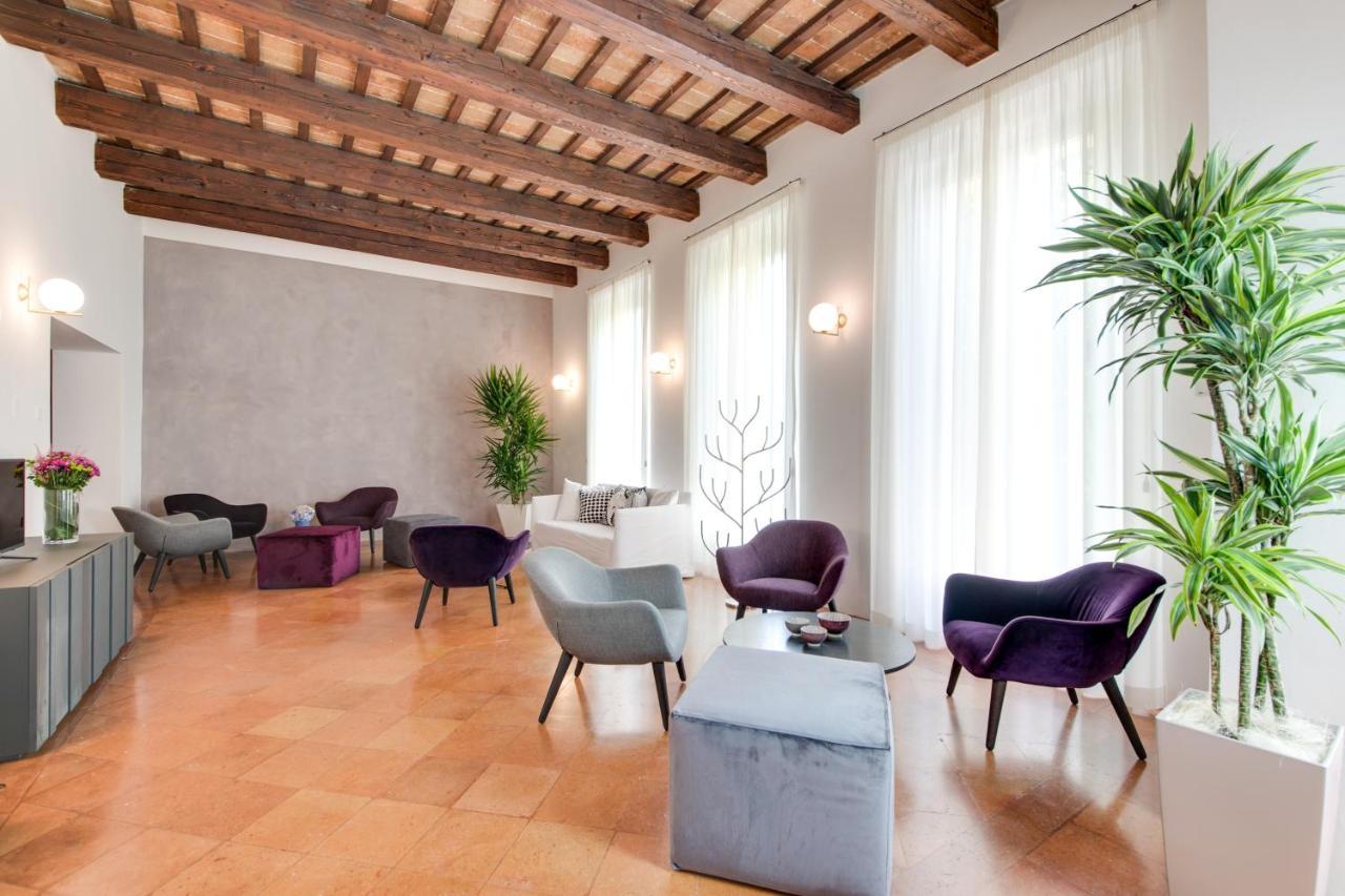 Corte Livia Room & Breakfast Forli Bagian luar foto